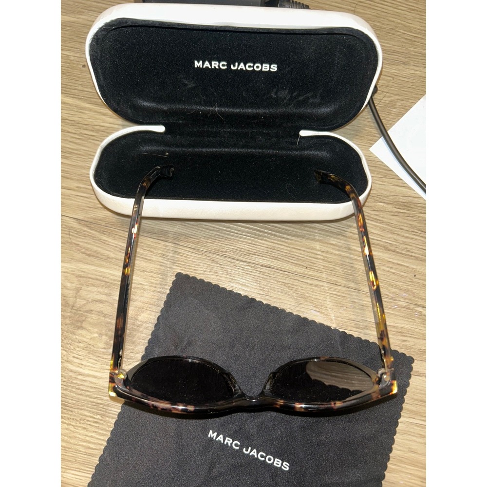 Marc Jacobs Dark Havana Tortoise Cat Eye Sunglasses Case and Cloth Summer - Picture 6 of 10